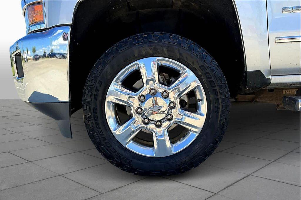 used 2019 Chevrolet Silverado 2500 car, priced at $37,995