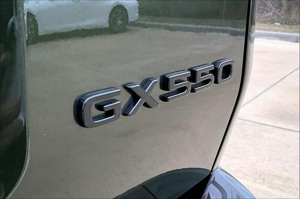 new 2025 Lexus GX 550 car, priced at $75,686