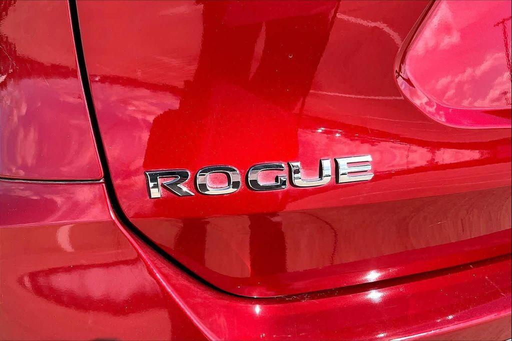 used 2019 Nissan Rogue car, priced at $17,495