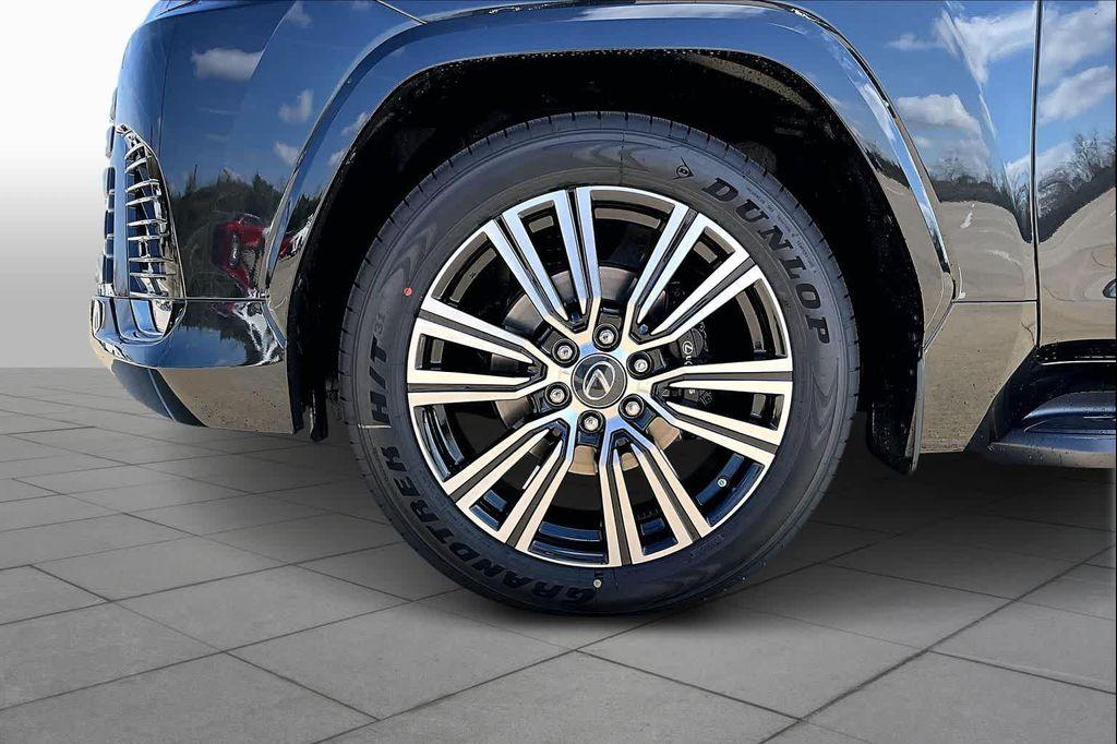 new 2026 Lexus LX 600 car, priced at $119,652