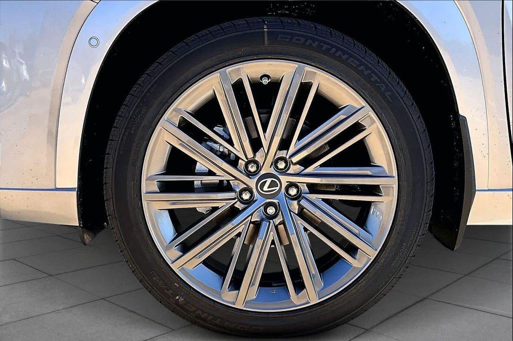 new 2026 Lexus TX 350 car, priced at $75,716