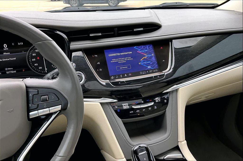 used 2022 Cadillac XT6 car, priced at $31,220