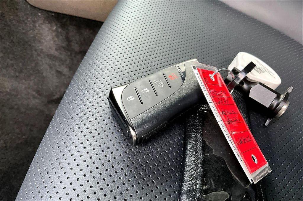 used 2024 Lexus GX 550 car, priced at $85,995