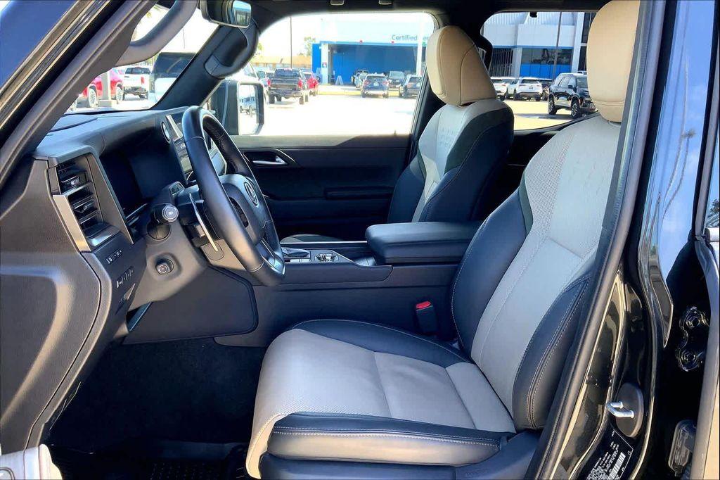 used 2024 Lexus GX 550 car, priced at $87,995