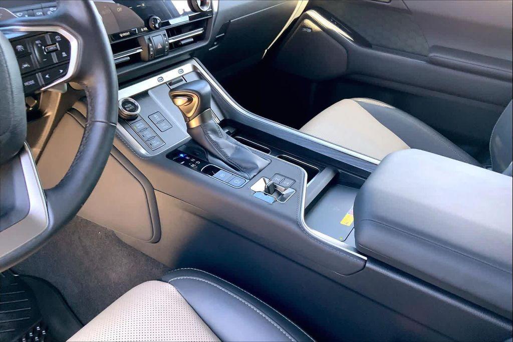 used 2024 Lexus GX 550 car, priced at $87,995