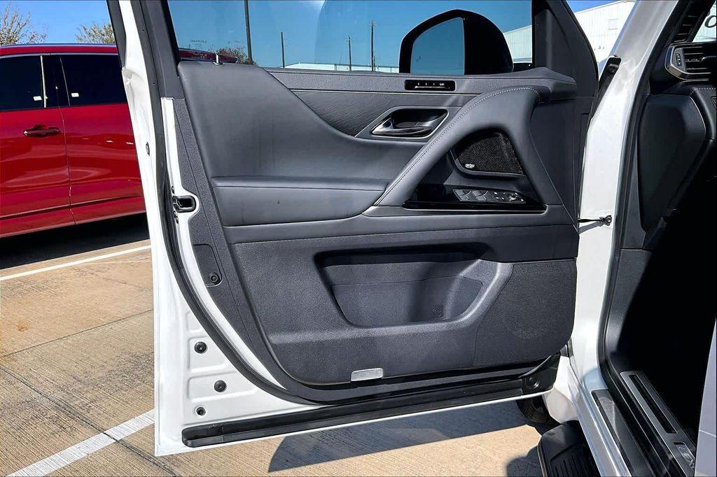 new 2026 Lexus LX 600 car, priced at $120,239