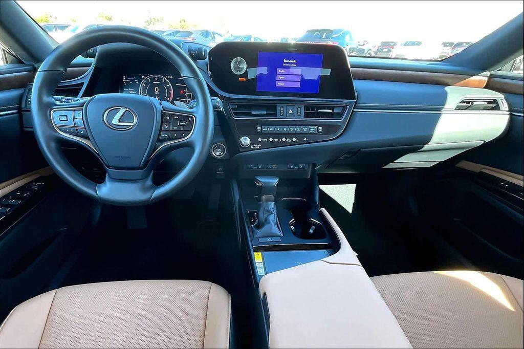 used 2025 Lexus ES 350 car, priced at $42,995