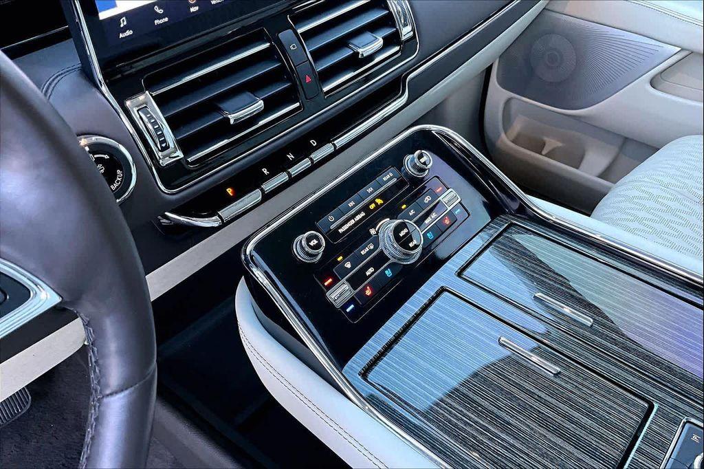used 2024 Lincoln Navigator car, priced at $77,995