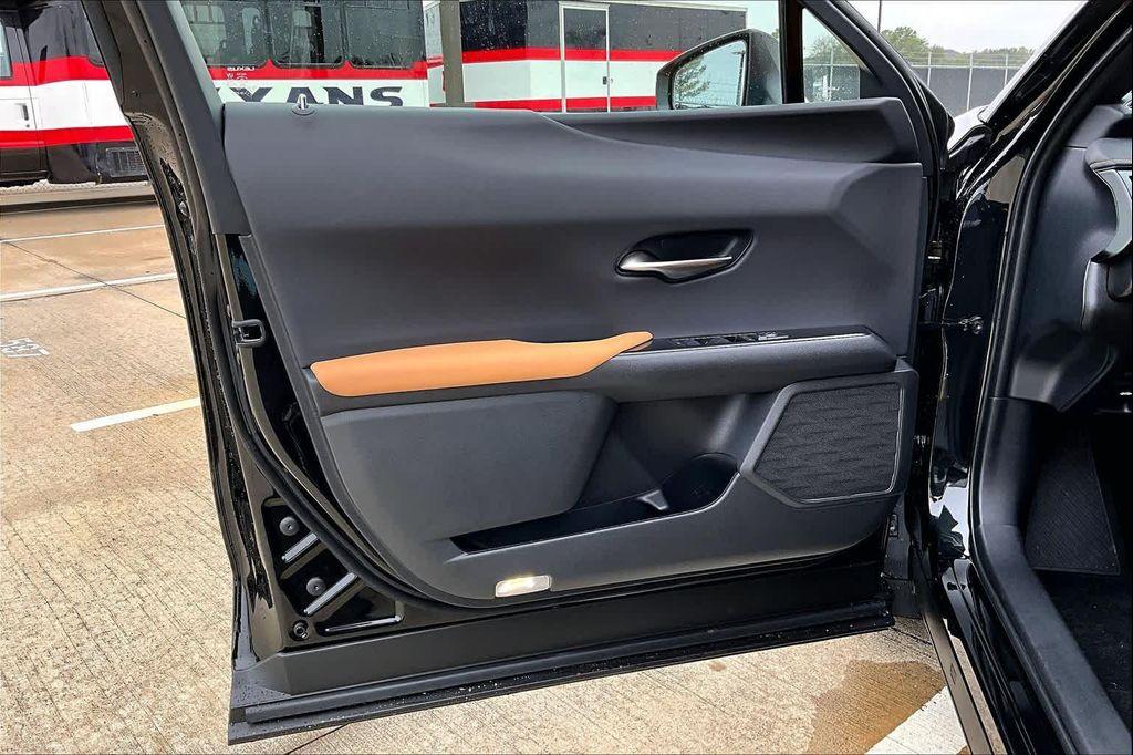 new 2025 Lexus UX 300h car, priced at $43,943