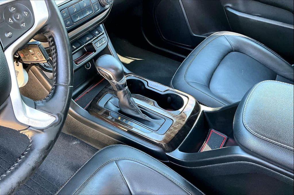 used 2022 GMC Canyon car, priced at $31,995