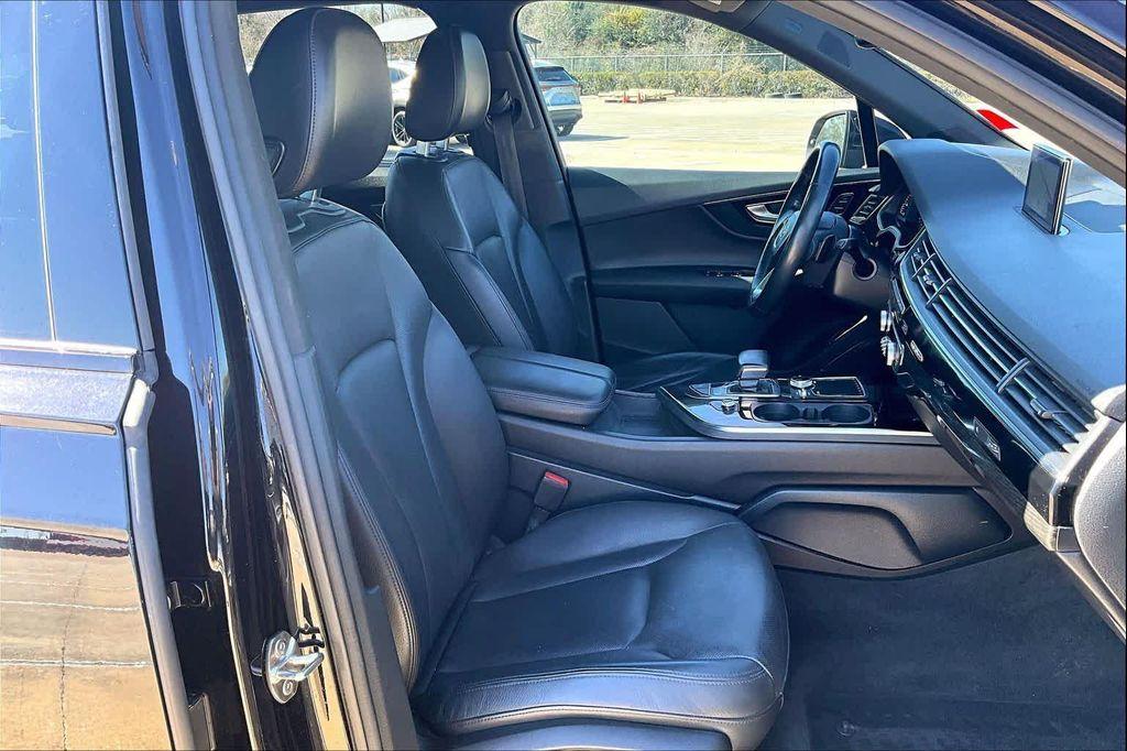 used 2019 Audi Q7 car, priced at $18,995