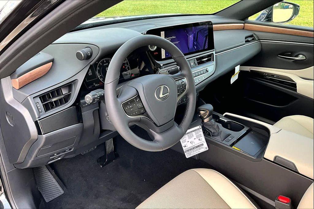 new 2025 Lexus ES 350 car, priced at $49,504