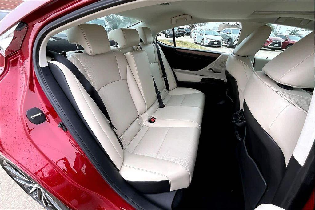used 2025 Lexus ES 350 car, priced at $48,995