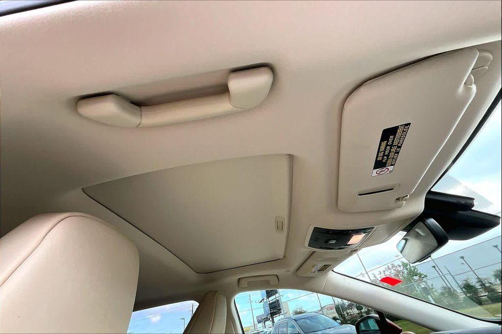 used 2022 Lexus RX 350L car, priced at $42,495