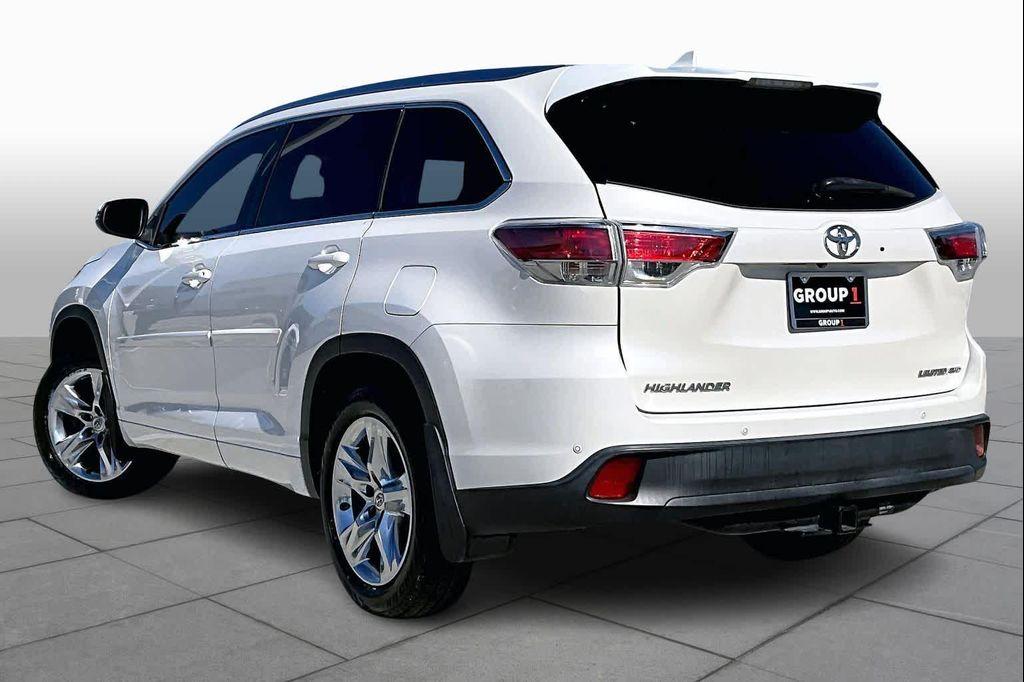 used 2014 Toyota Highlander car, priced at $10,995