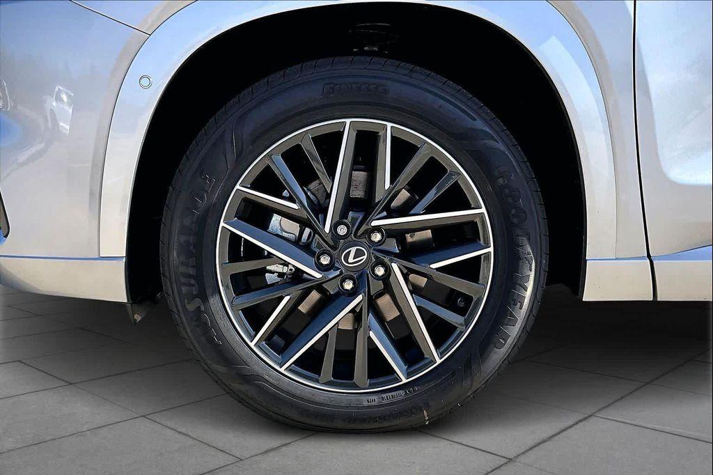 new 2026 Lexus TX 350 car, priced at $66,432