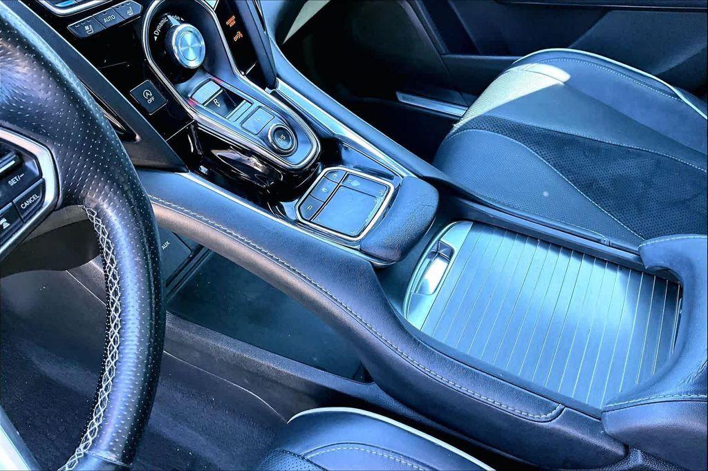 used 2021 Acura RDX car, priced at $24,495