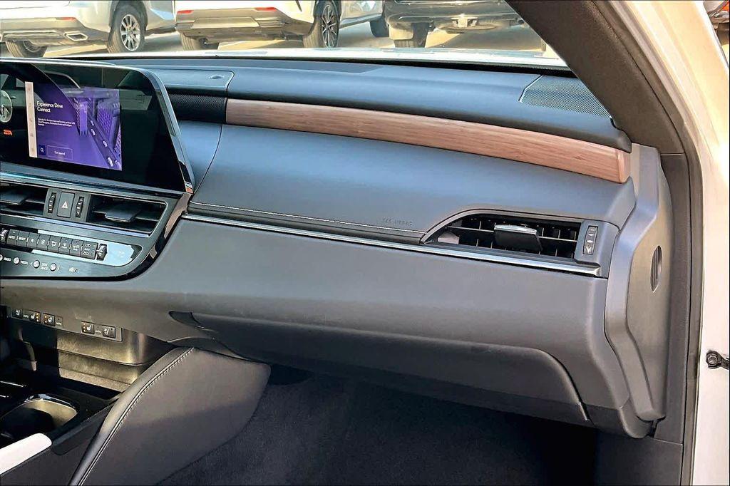 used 2025 Lexus ES 350 car, priced at $44,995