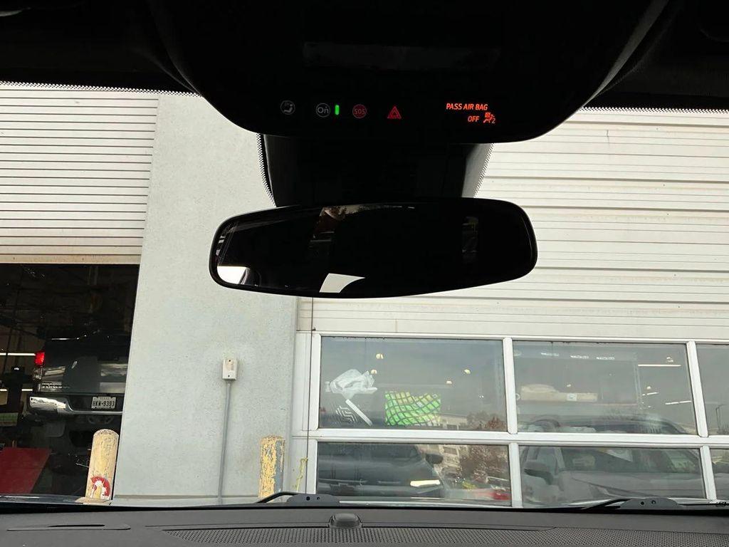 used 2025 Chevrolet Equinox car, priced at $24,901