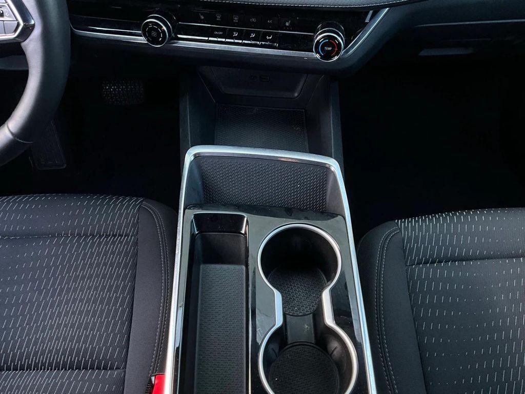 used 2025 Chevrolet Equinox car, priced at $23,901