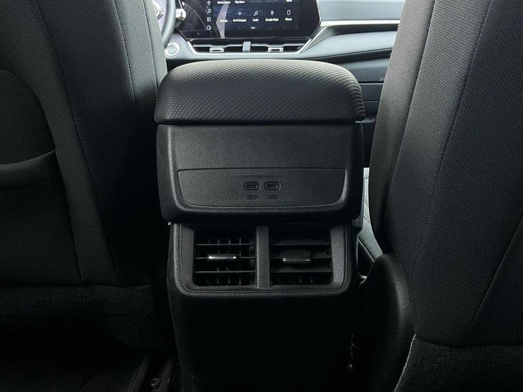 used 2025 Chevrolet Equinox car, priced at $21,901