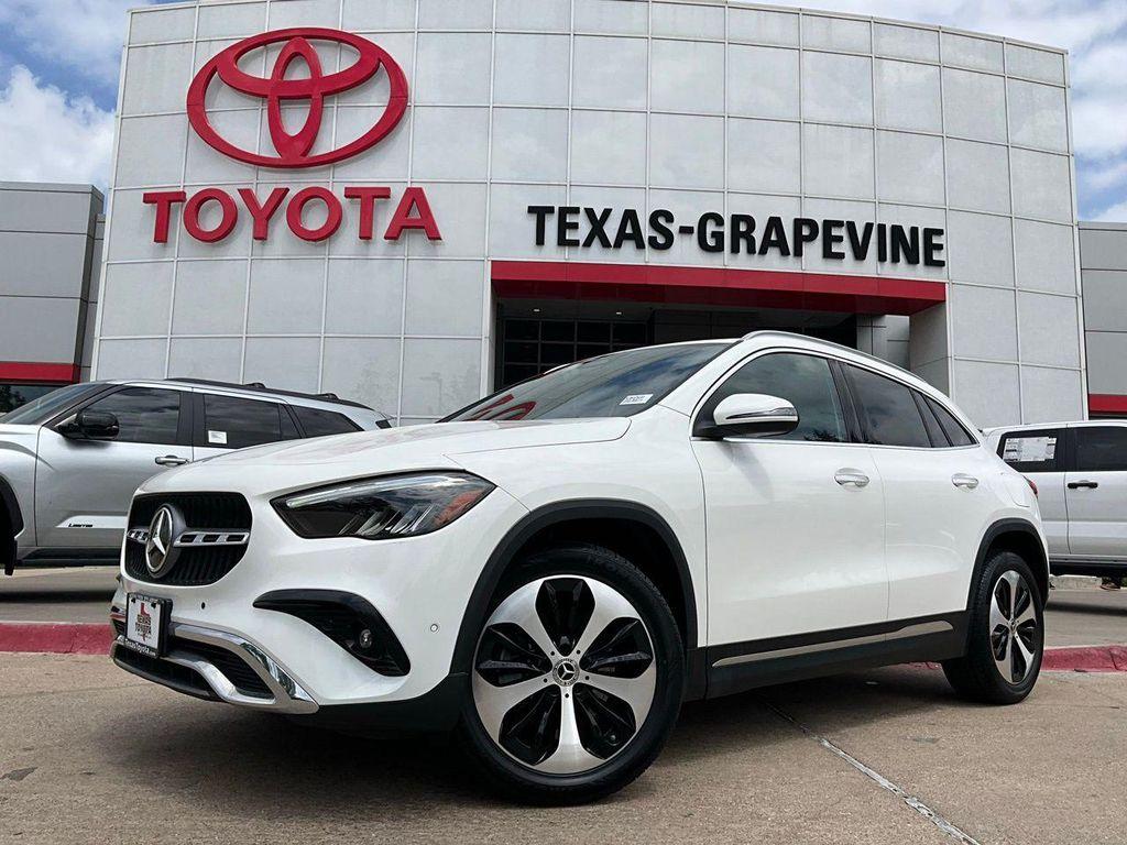 used 2025 Mercedes-Benz GLA 250 car, priced at $26,901