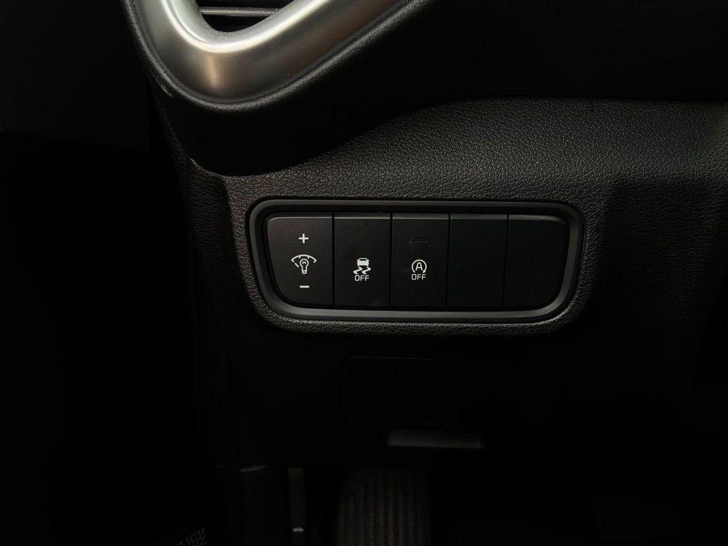 used 2025 Kia Soul car, priced at $15,501