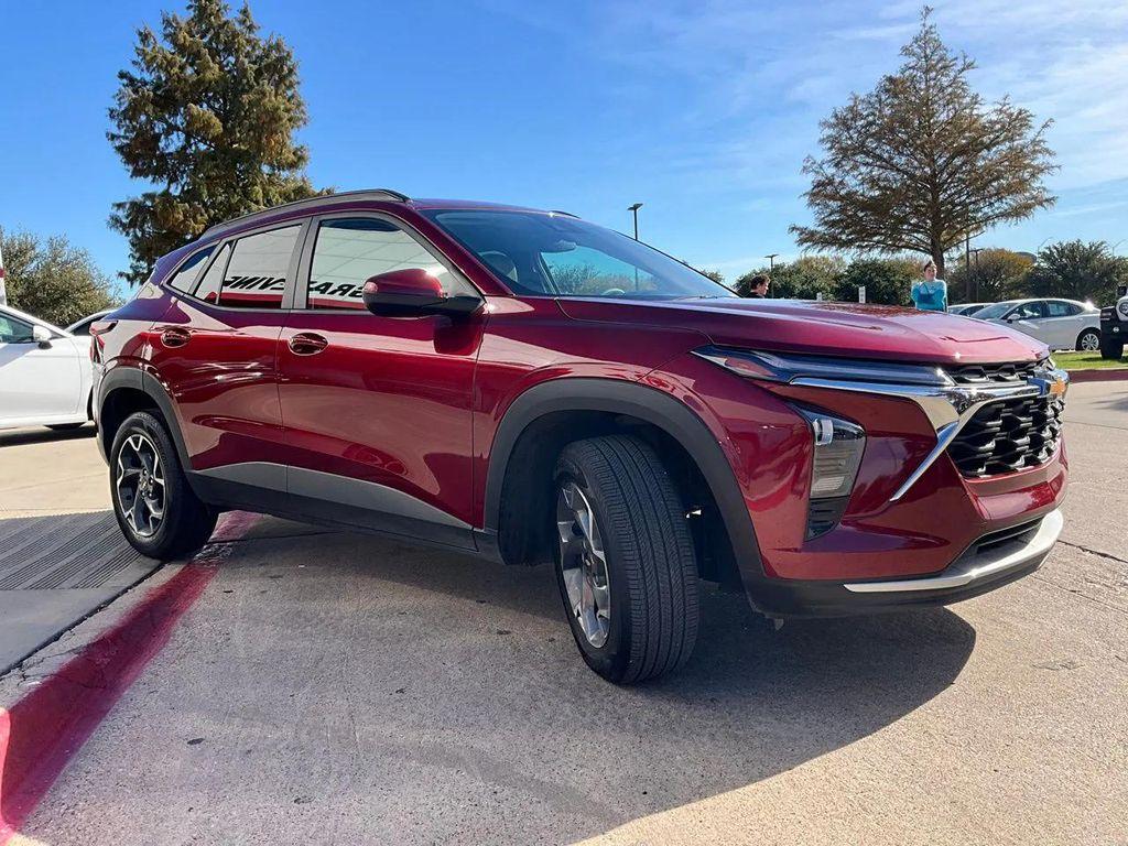 used 2025 Chevrolet Trax car, priced at $17,901
