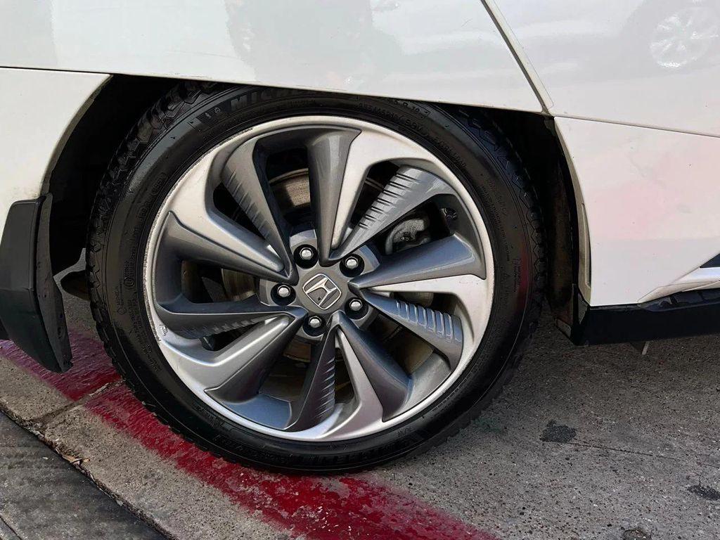 used 2018 Honda Clarity Plug-In Hybrid car, priced at $14,901