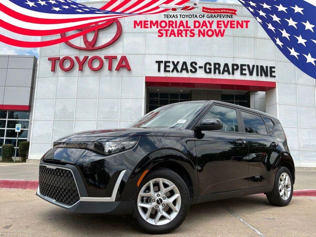 used 2025 Kia Soul car, priced at $14,901