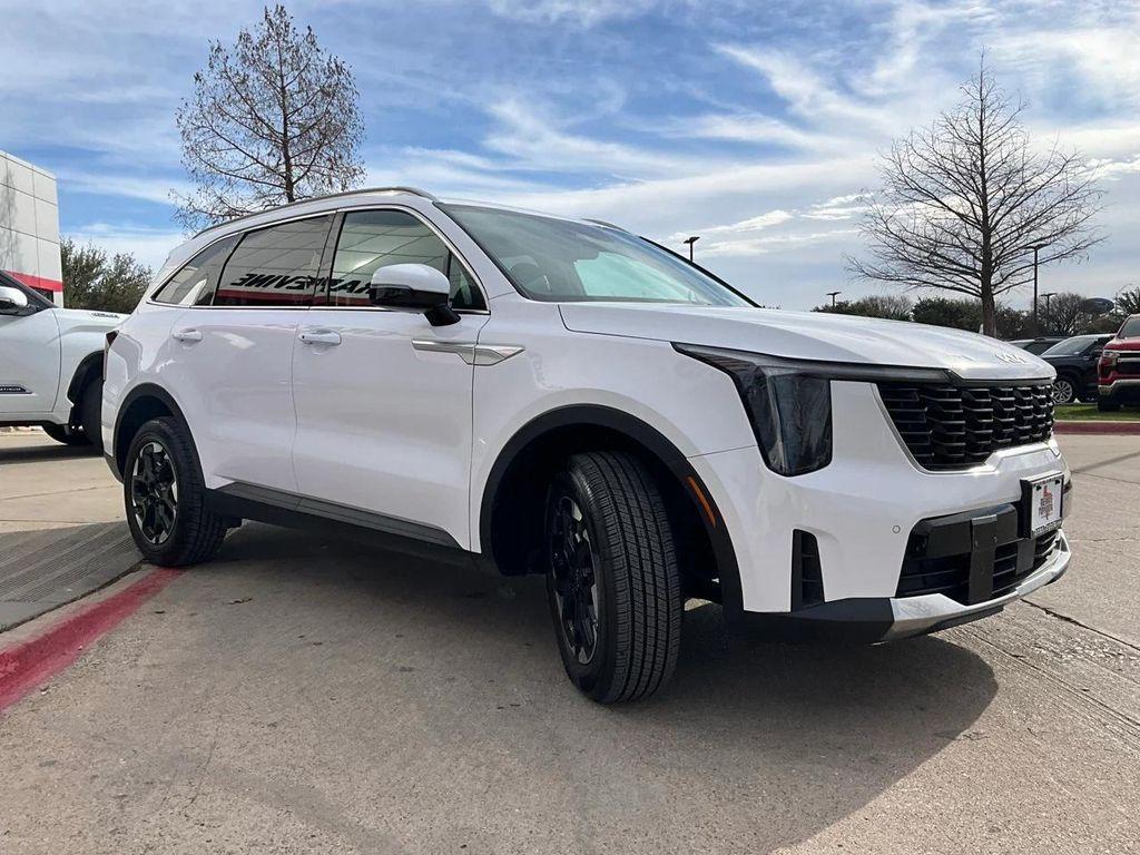 used 2024 Kia Sorento car, priced at $25,901