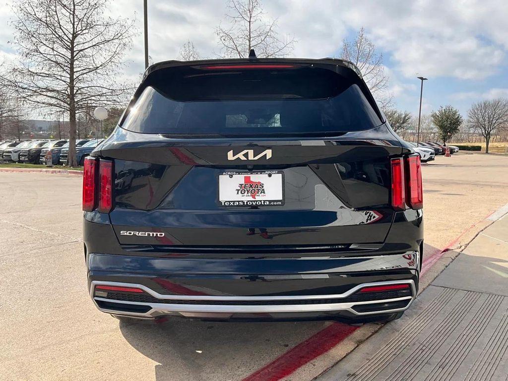 used 2023 Kia Sorento car, priced at $24,901