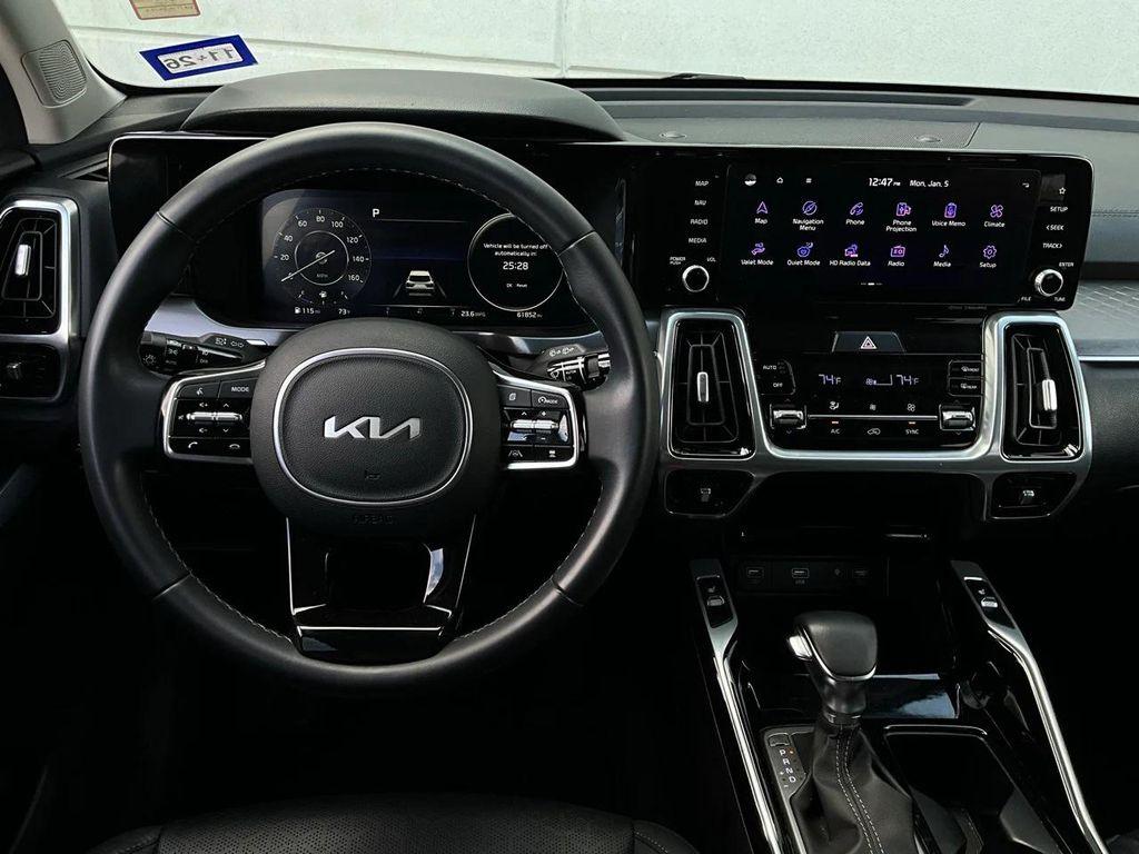 used 2023 Kia Sorento car, priced at $24,901