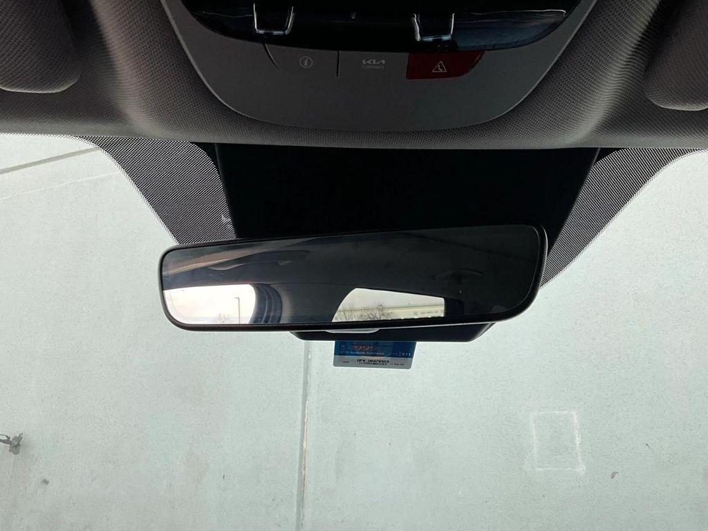 used 2023 Kia Sorento car, priced at $24,901