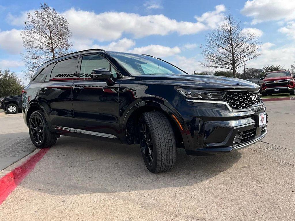 used 2023 Kia Sorento car, priced at $24,901