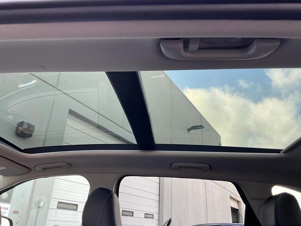 used 2023 Kia Sorento car, priced at $24,901