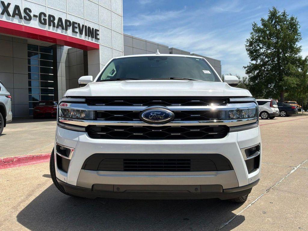 used 2024 Ford Expedition car, priced at $42,901
