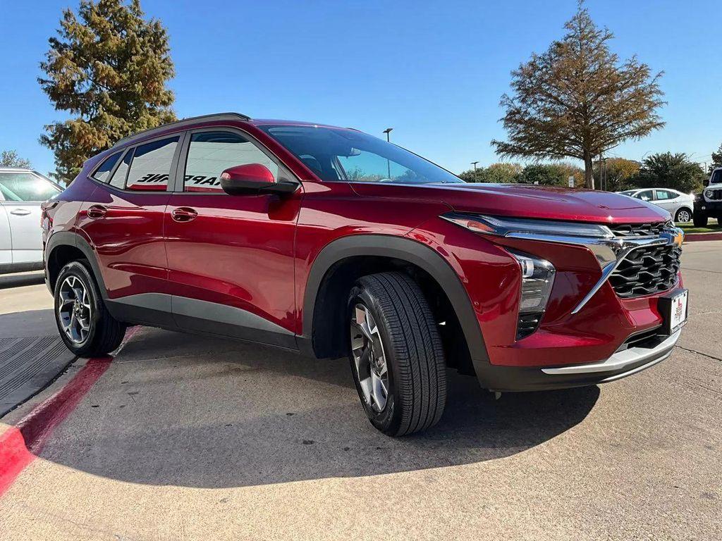 used 2025 Chevrolet Trax car, priced at $18,901