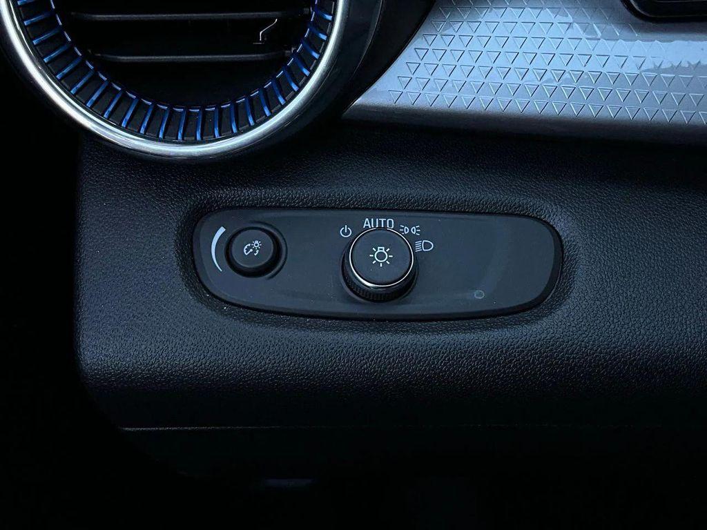 used 2025 Chevrolet Trax car, priced at $18,901