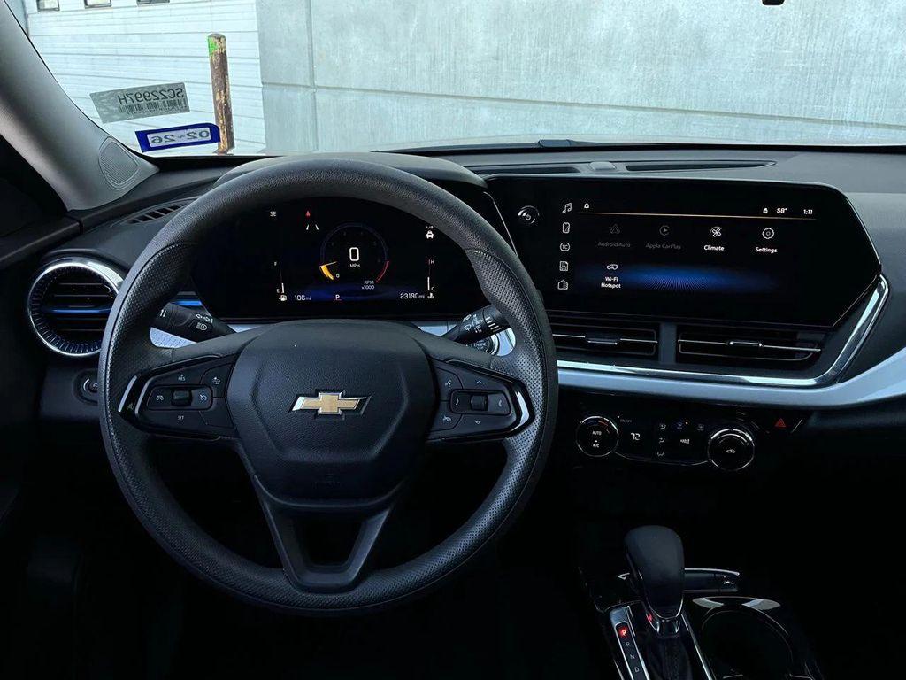 used 2025 Chevrolet Trax car, priced at $18,901