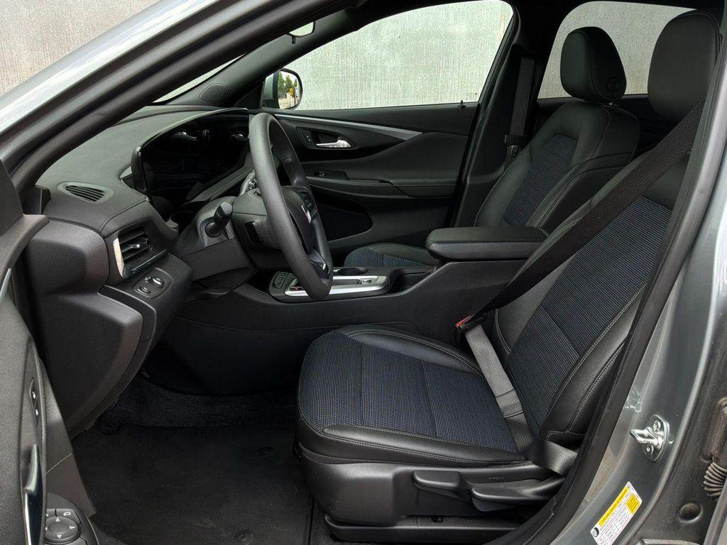 used 2025 Buick Envista car, priced at $21,501