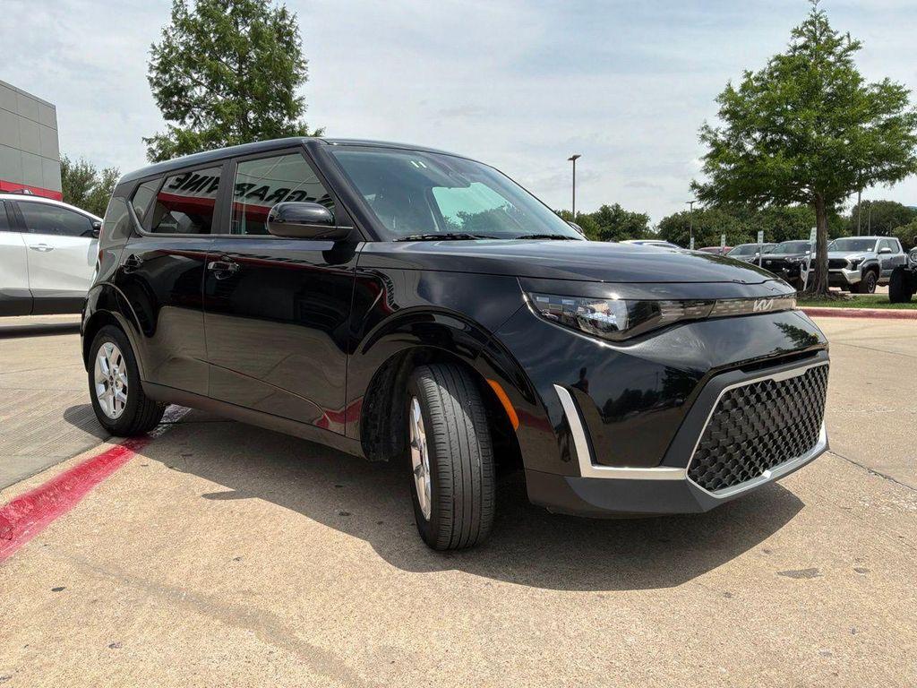 used 2025 Kia Soul car, priced at $15,901