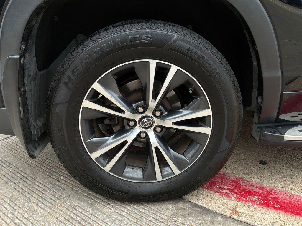 used 2017 Toyota Highlander car, priced at $15,901