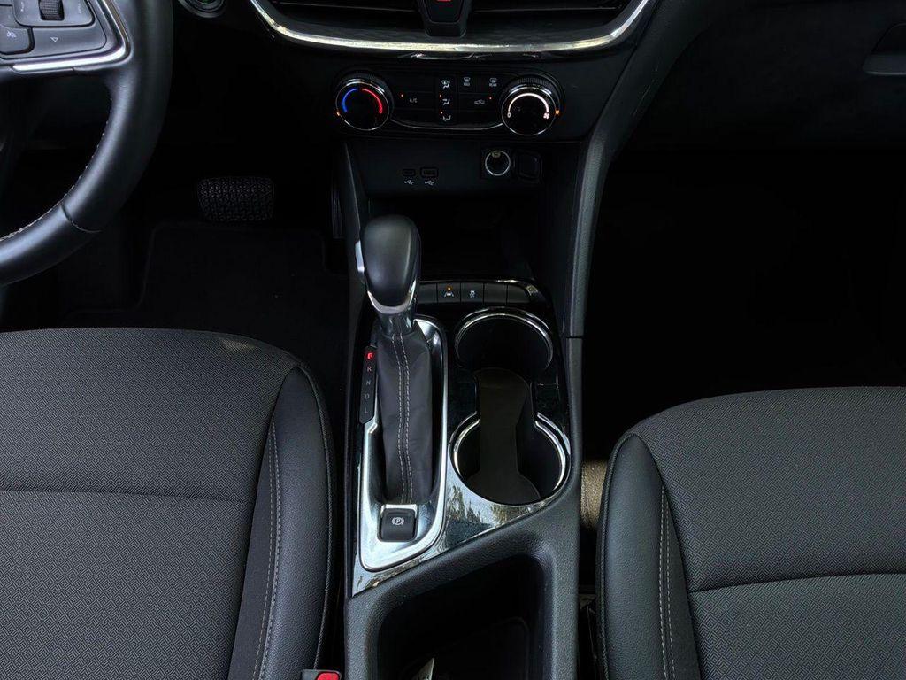 used 2025 Buick Encore GX car, priced at $17,826