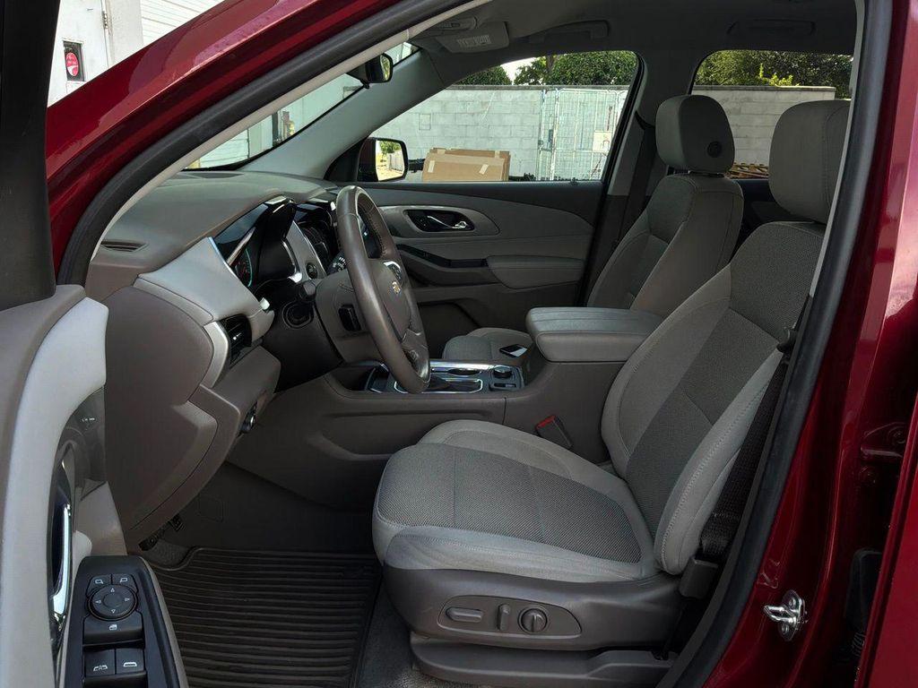 used 2020 Chevrolet Traverse car, priced at $23,901