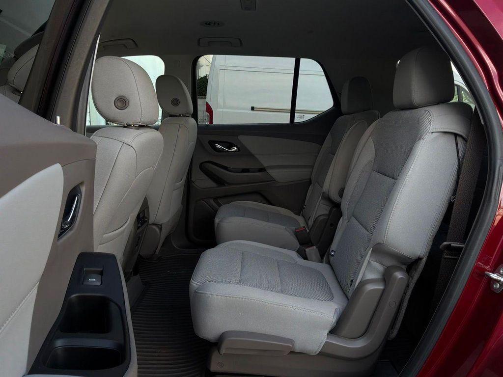 used 2020 Chevrolet Traverse car, priced at $23,901