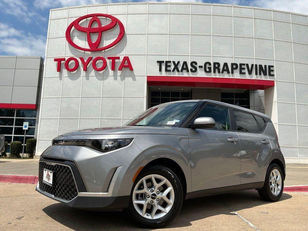 used 2025 Kia Soul car, priced at $15,901