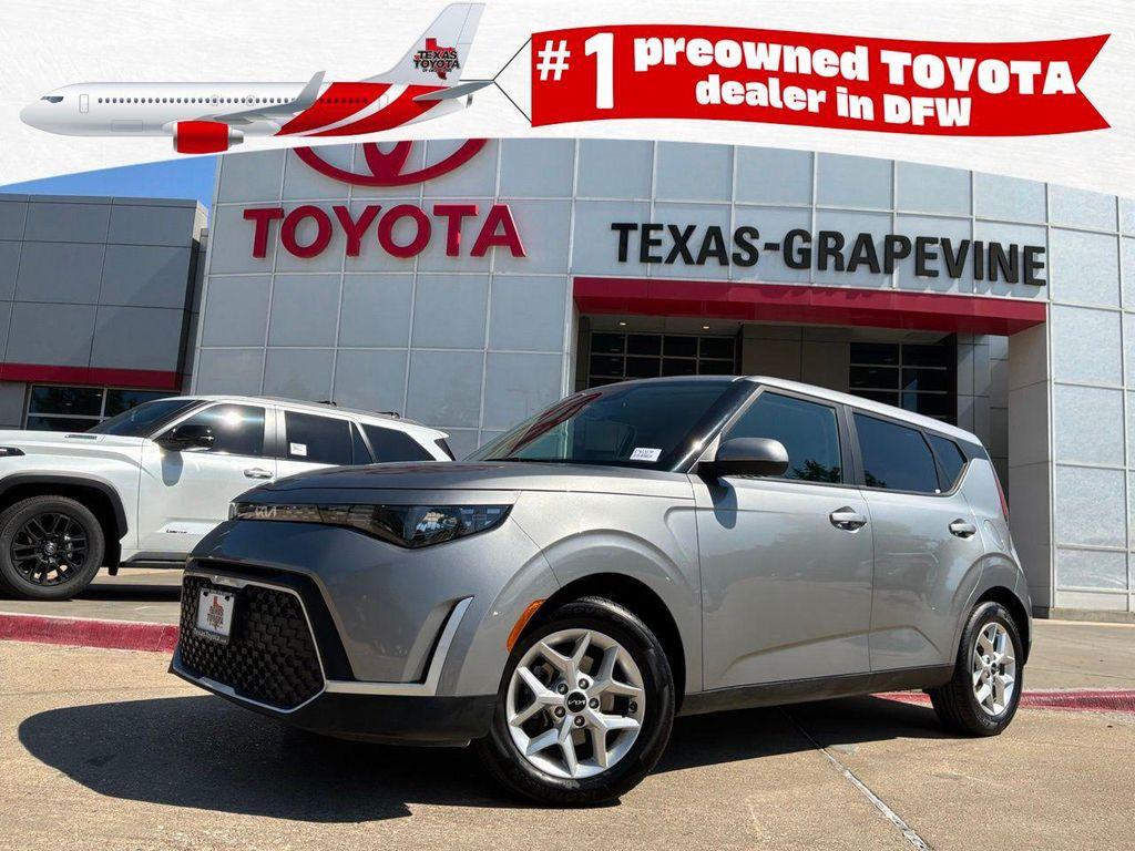 used 2025 Kia Soul car, priced at $15,901