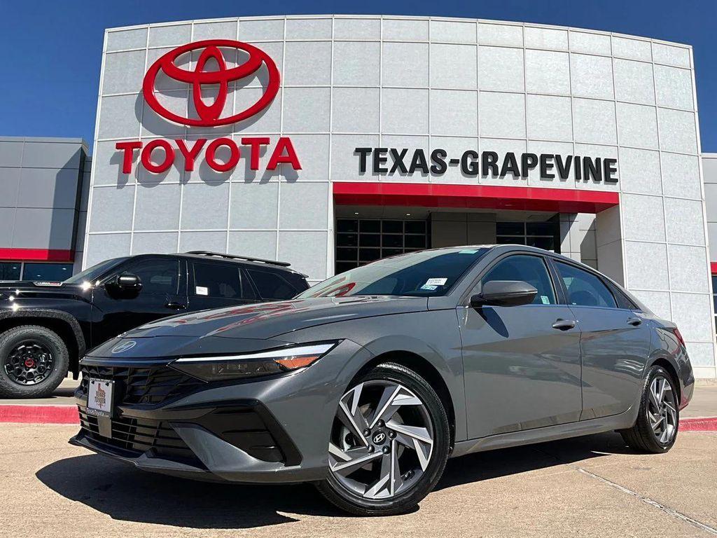 used 2025 Hyundai Elantra car, priced at $22,901