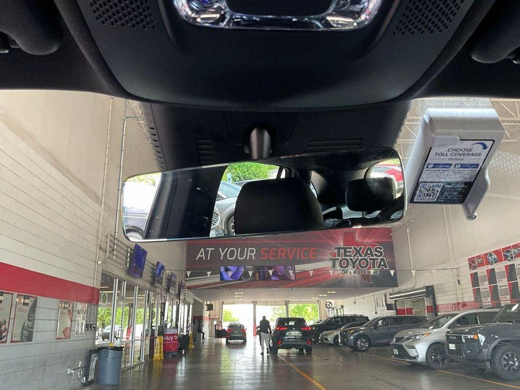 used 2025 Mercedes-Benz GLA 250 car, priced at $26,901